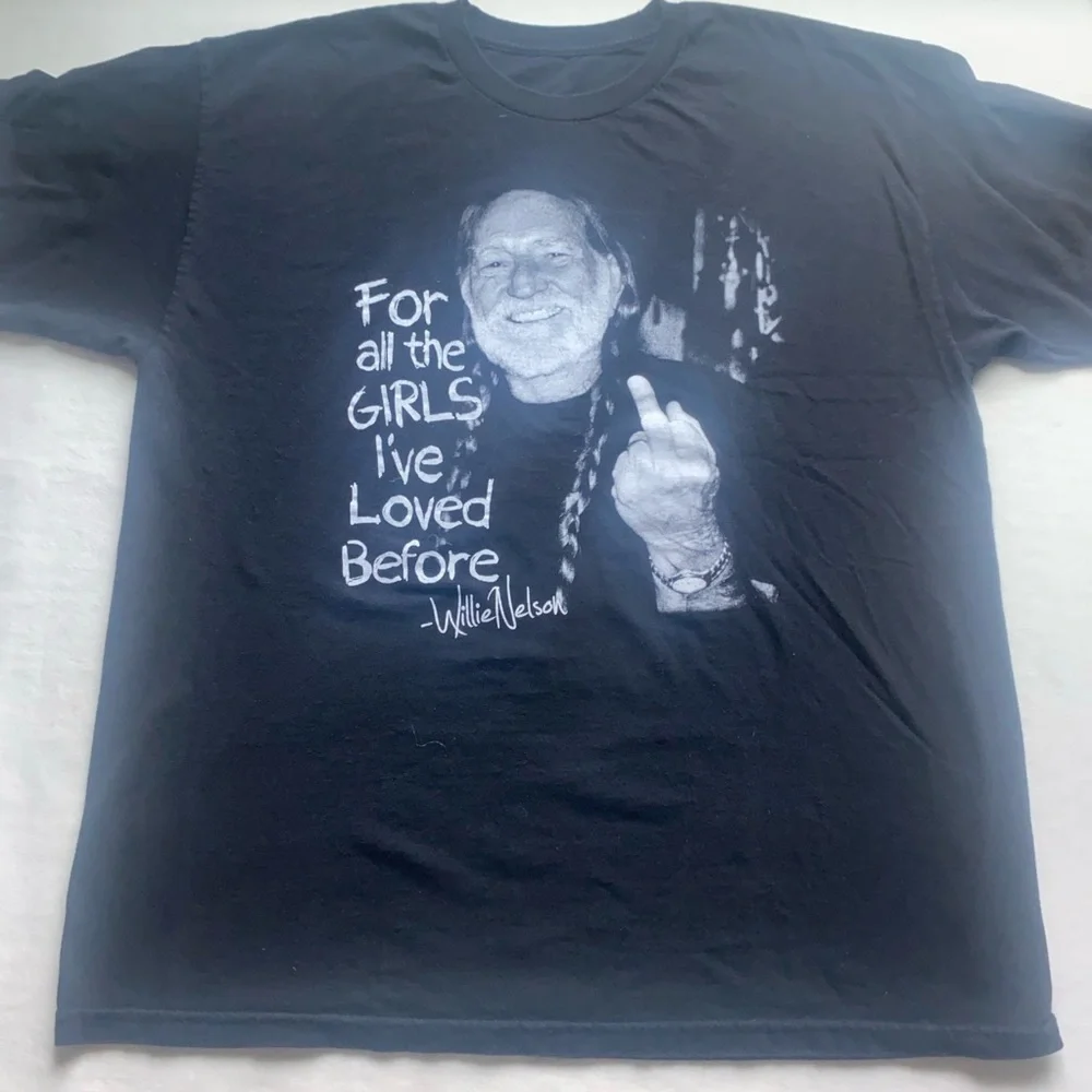 Willie Nelson Graphic T-Shirt - Picture 3 of 7